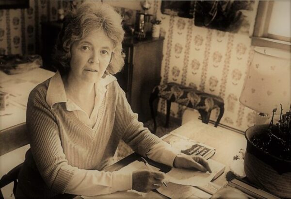 1979 Joan Vayo at writing desk 